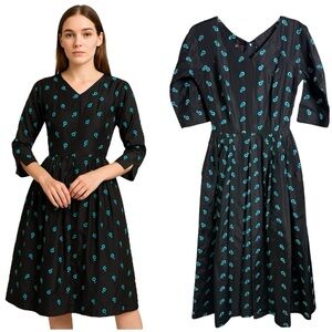 Vintage 50s Fit & Flare Dress - Black w Teal Floral Embroidery - XS/S Du-Rite